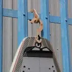 surfdek_wooden_surfboard_hanger_4