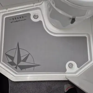 vw_grand_california_shower_tray_mat_surfdek_web_2