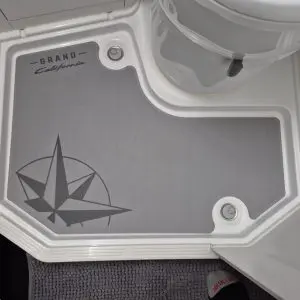vw_grand_california_shower_tray_mat_surfdek_web_2