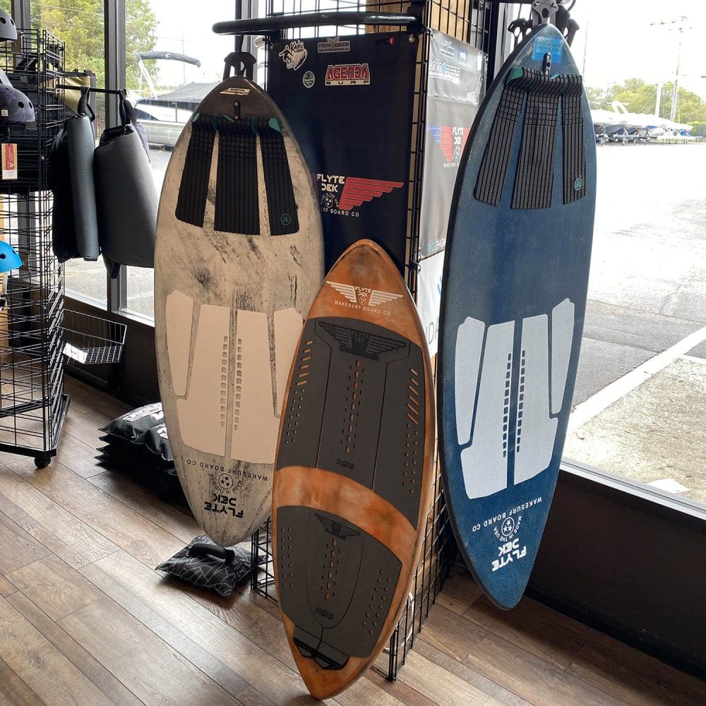 surfdek_traction_flyte_dek_wake_surf_10_square surfdek_traction_flyte_dek_wake_surf_10_square