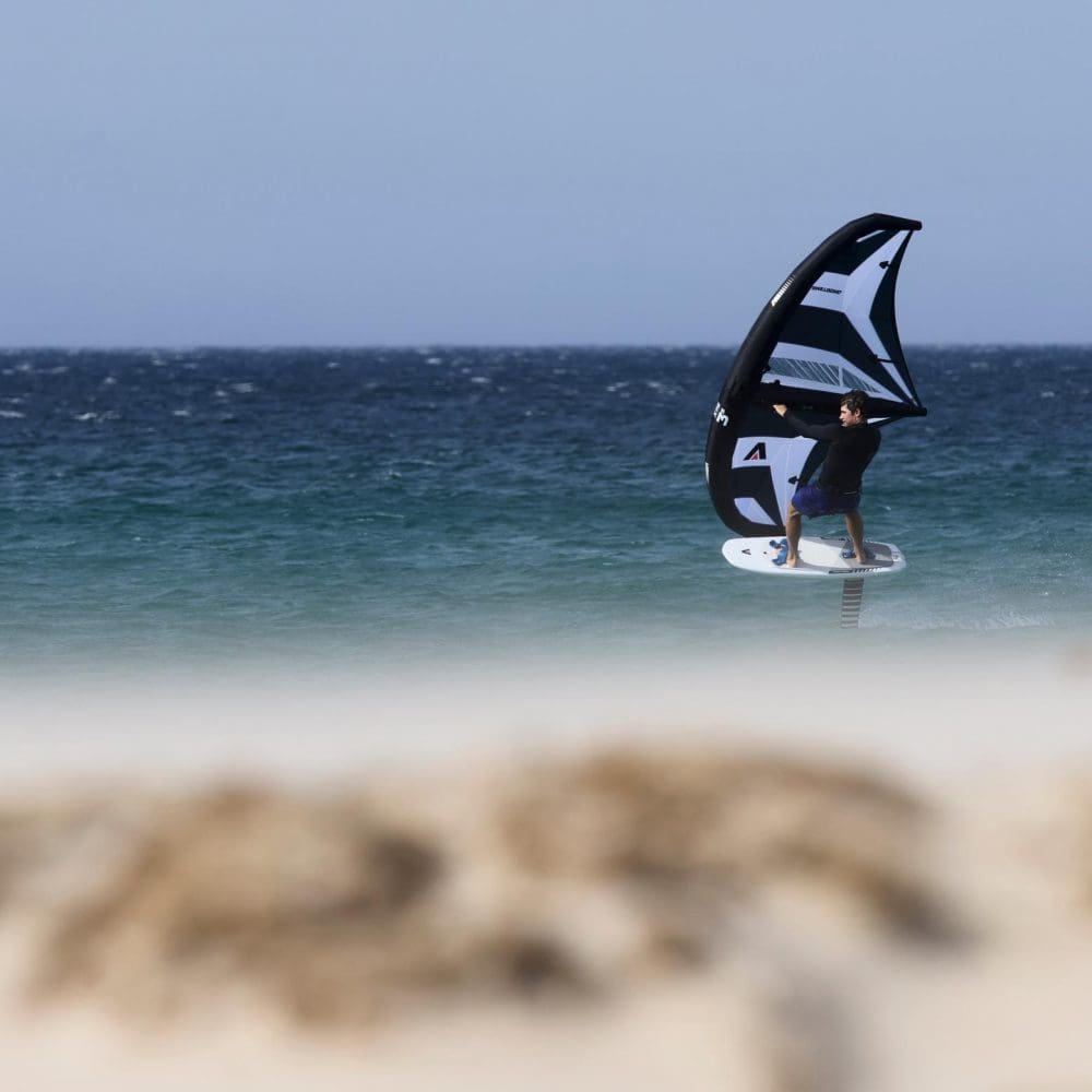 armstrong_wing_fg_board_action_shot_2 armstrong_wing_fg_board_action_shot_2