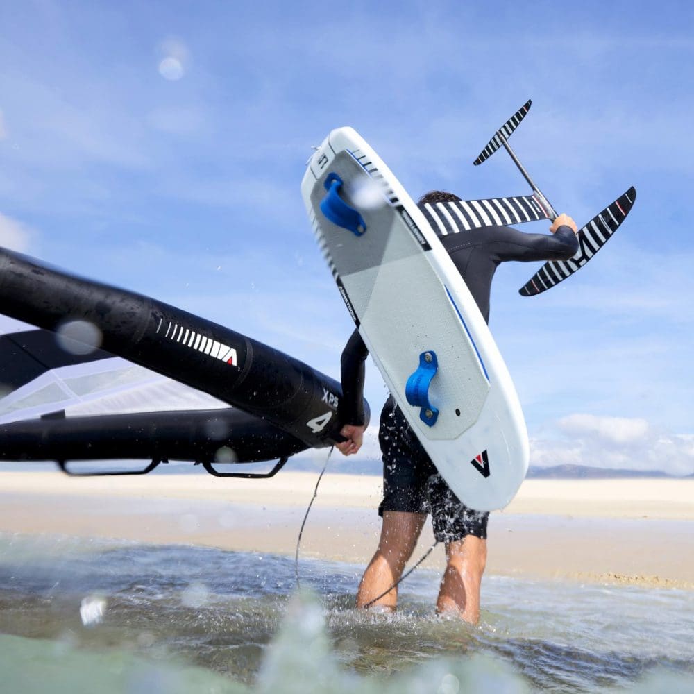 armstrong_wing_fg_board_action_shot_4 armstrong_wing_fg_board_action_shot_4