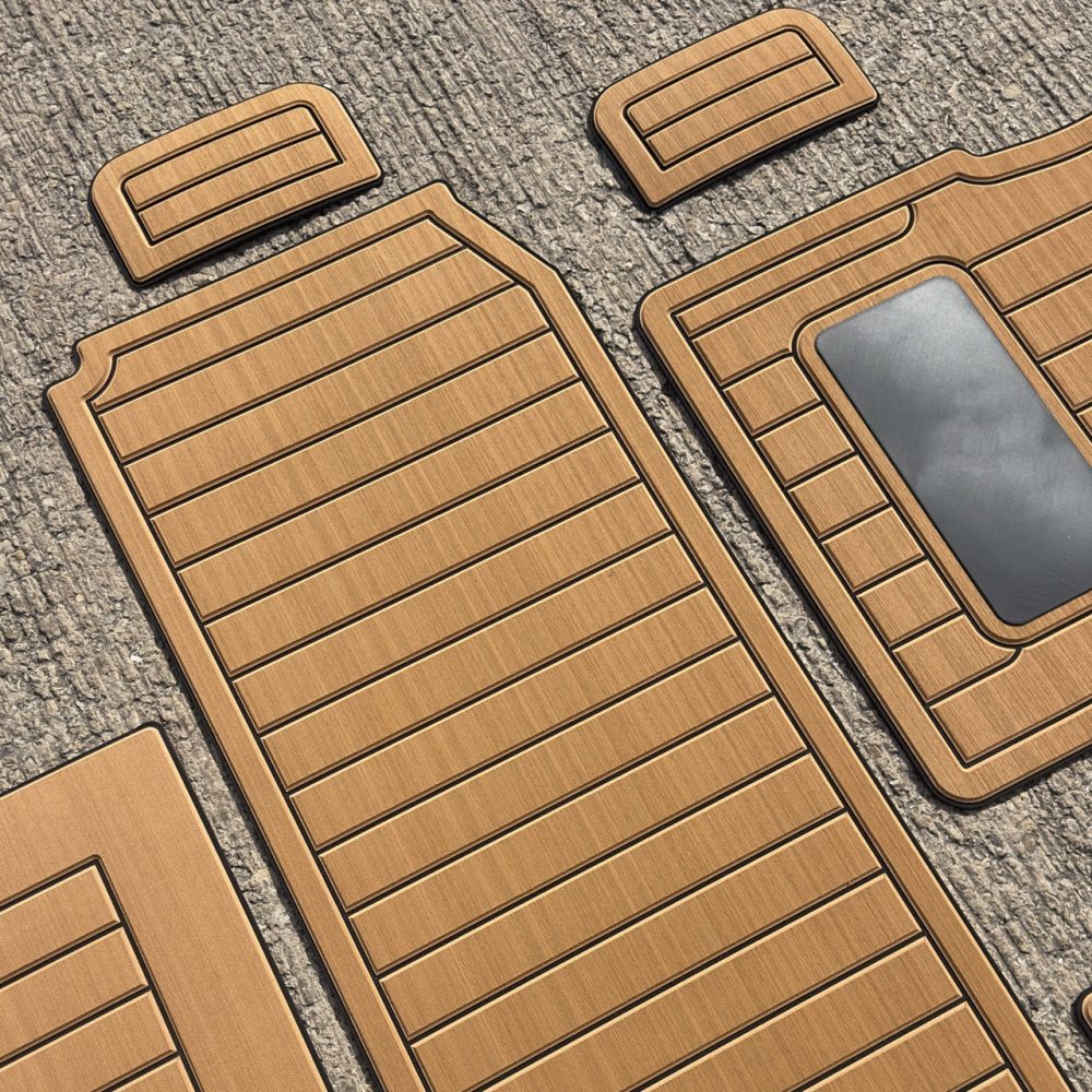 land_rover_defender_110_custom_mats_surfdek_3 land_rover_defender_110_custom_mats_surfdek_3