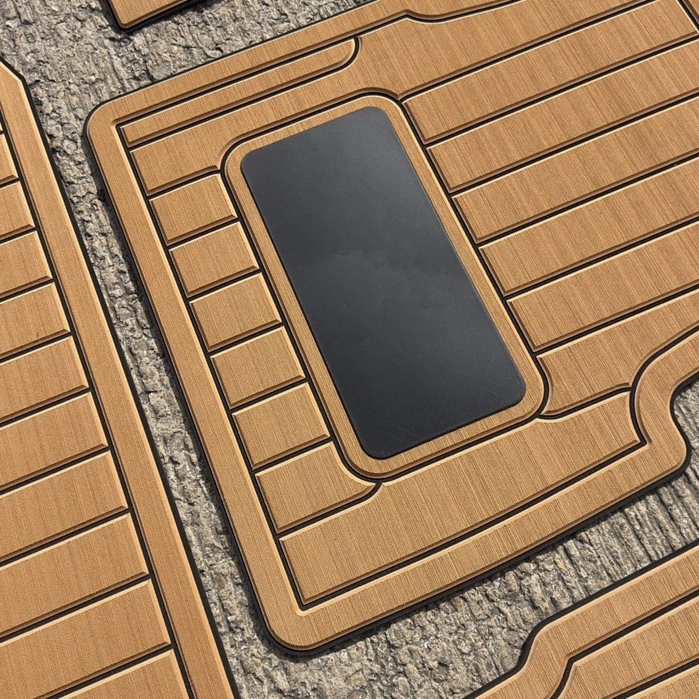 land_rover_defender_110_custom_mats_surfdek_4 land_rover_defender_110_custom_mats_surfdek_4