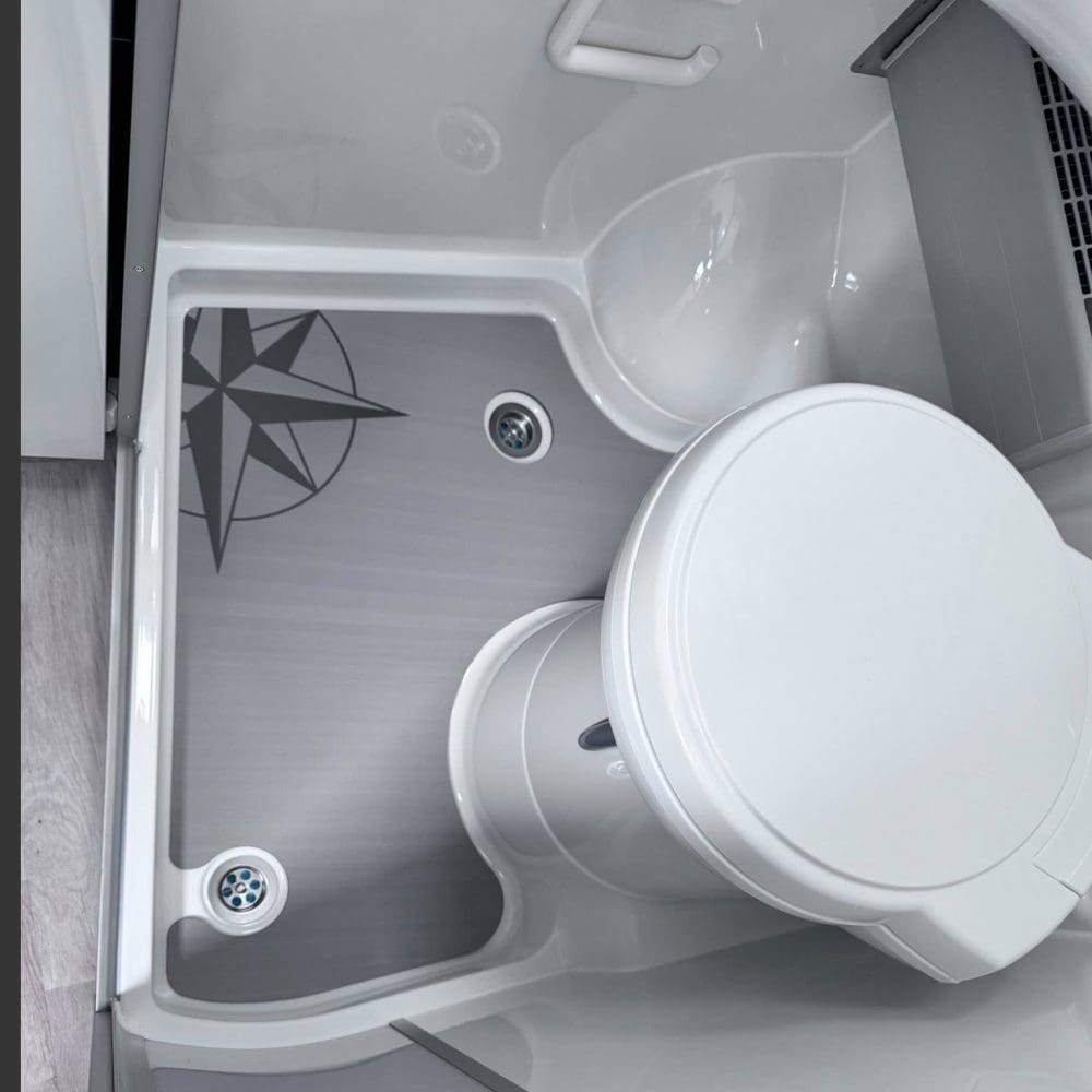 westfalia_sven_hedin_shower_tray_surfdek_square westfalia_sven_hedin_shower_tray_surfdek_square