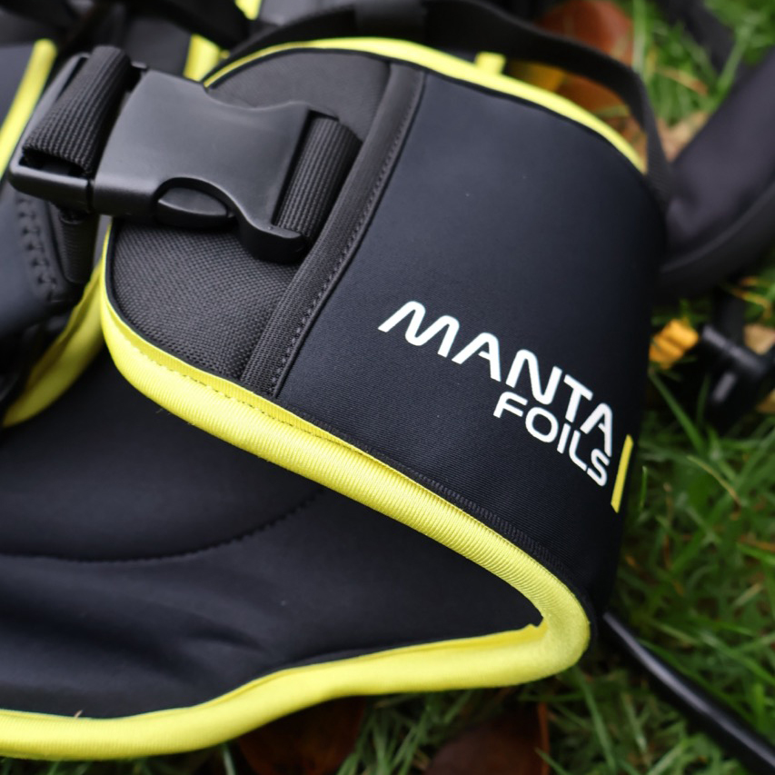 manta_foils_manta_back_pack_universal_foil_assist_backpack_surfdek_square_1 manta_foils_manta_back_pack_universal_foil_assist_backpack_surfdek_square_1